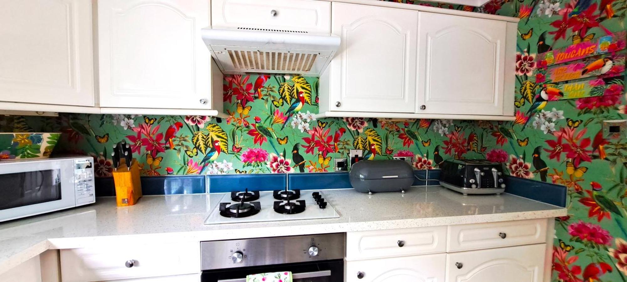 Lakeland Lodge With Private Hot Tub And Fishing Hatfield Peverel Eksteriør bilde